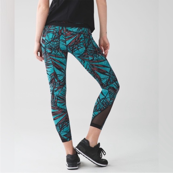 Lululemon Inspire Tight II - Picture 3 of 15